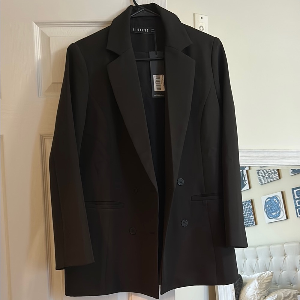 Lioness Wyoming Black Blazer